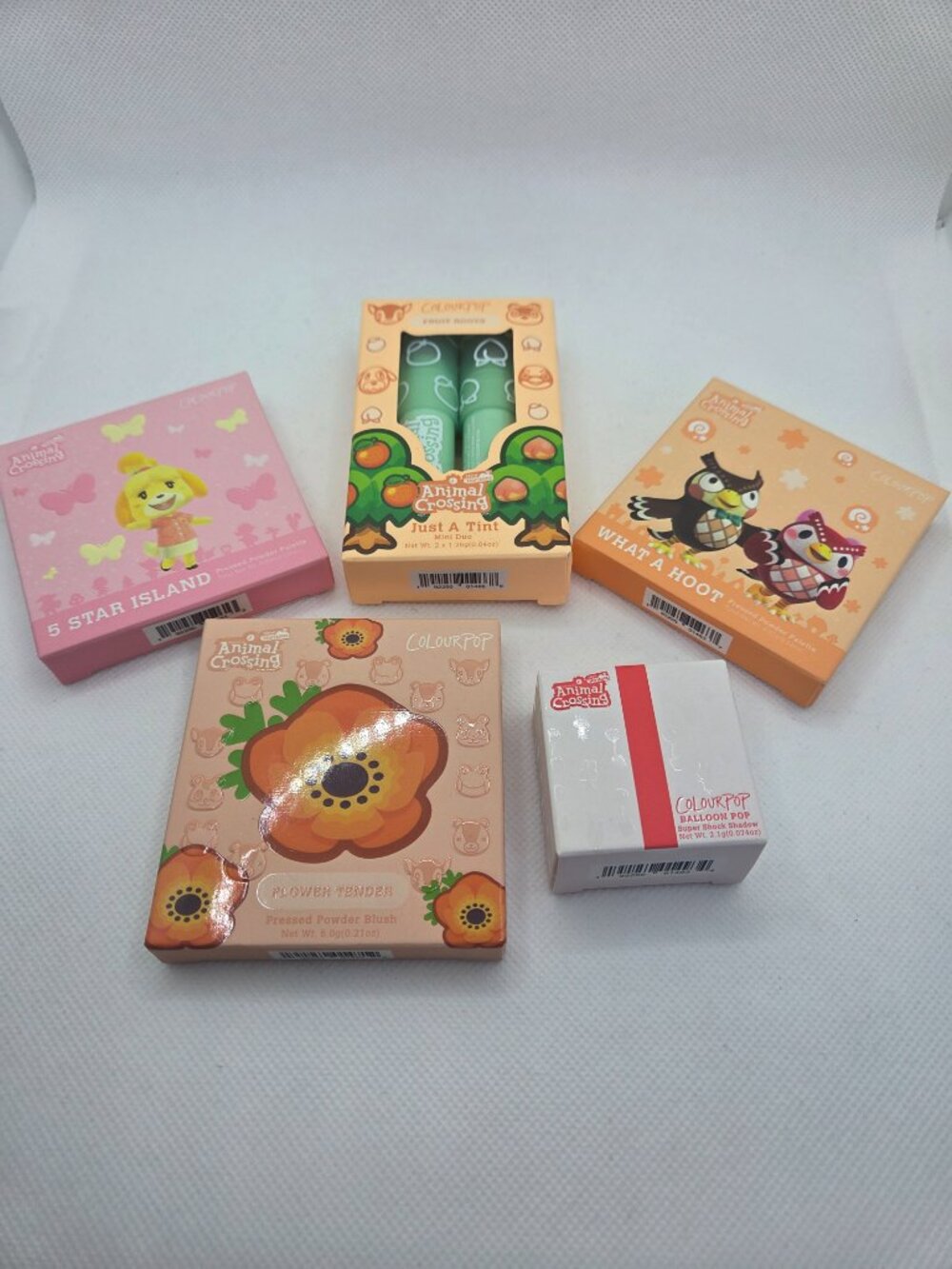 ColourPop x Animal Crossing Bundle – Eyeshadow, Lip Crayons & Blush – NEW